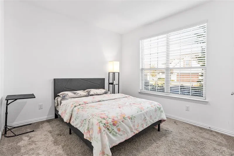 2096 Creekbluff Circle , Carrollton, TX 75010, Carrollton, Texas, United States. - Photo 13