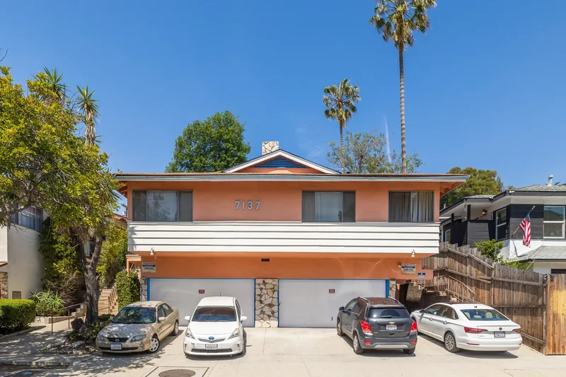 7137 Ramsgate Avenue , Los Angeles, CA 90045, Los Angeles, California, United States. - Photo 8