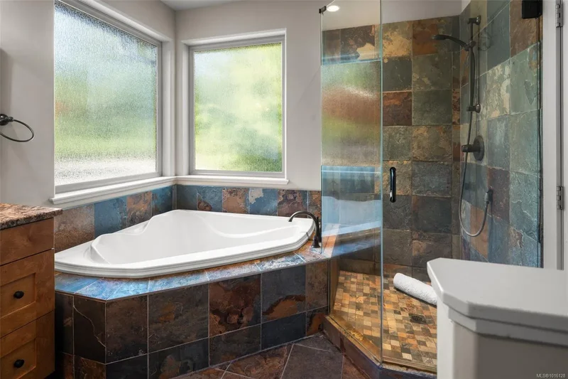 3700 Hankins Rd, Duncan, BC V9L 6T2, Duncan, British Columbia, Canada. - Photo 38