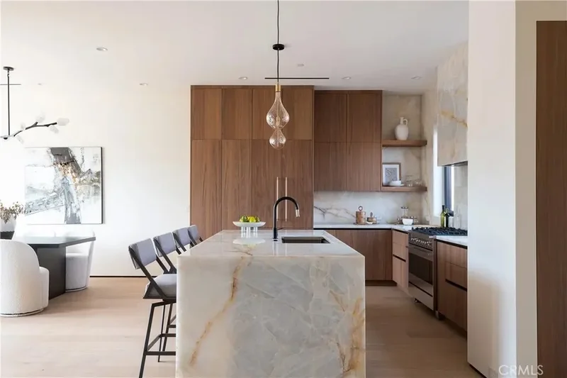 2221 West Starview Lane, Los Angeles, California, United States. - Photo 3