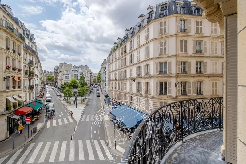 Paris, Île-de-France, France. - Photo 11