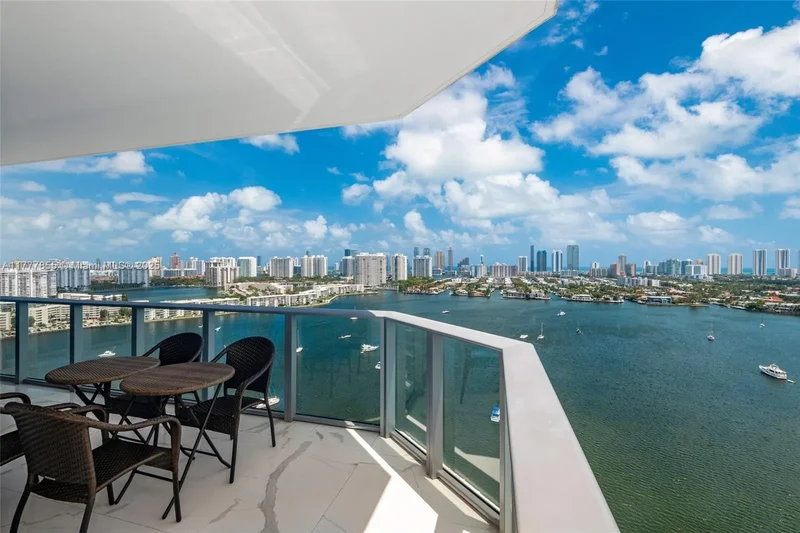 17301 Biscayne Blvd 2209, Golden Beach, Florida, United States. - Photo 52