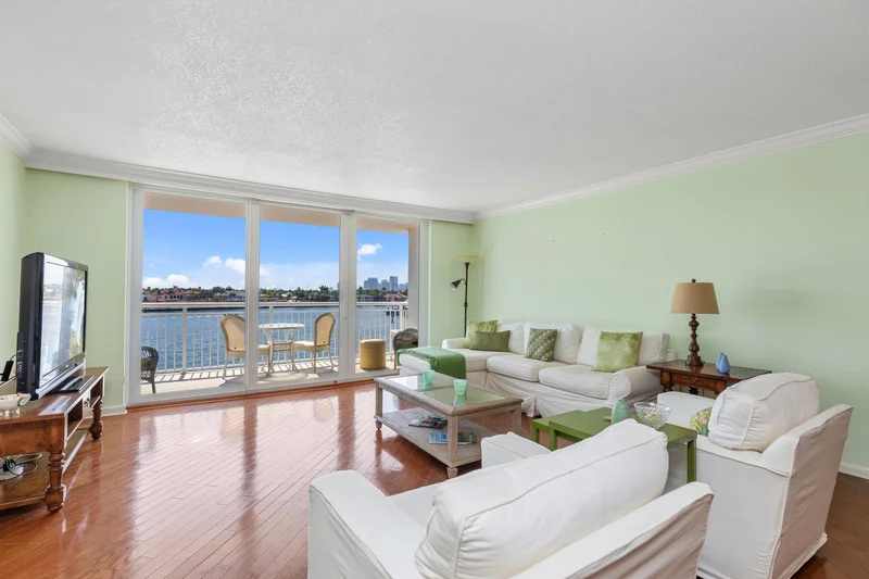 511 Bayshore Dr Unit# 410, Fort Lauderdale, FL 33304, Fort Lauderdale, Florida, United States. - Photo 20