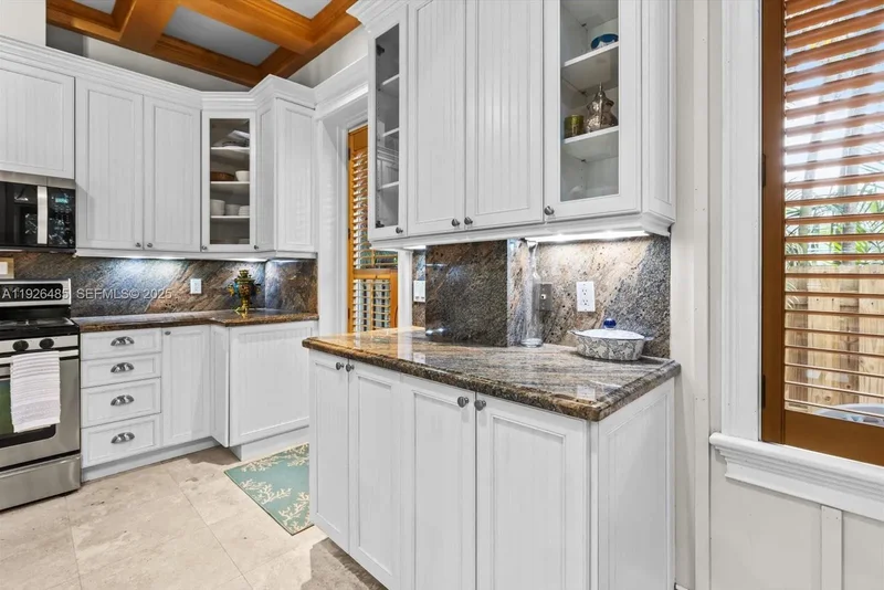 9066 SE Athena St, Hobe Sound, Florida, United States. - Photo 5