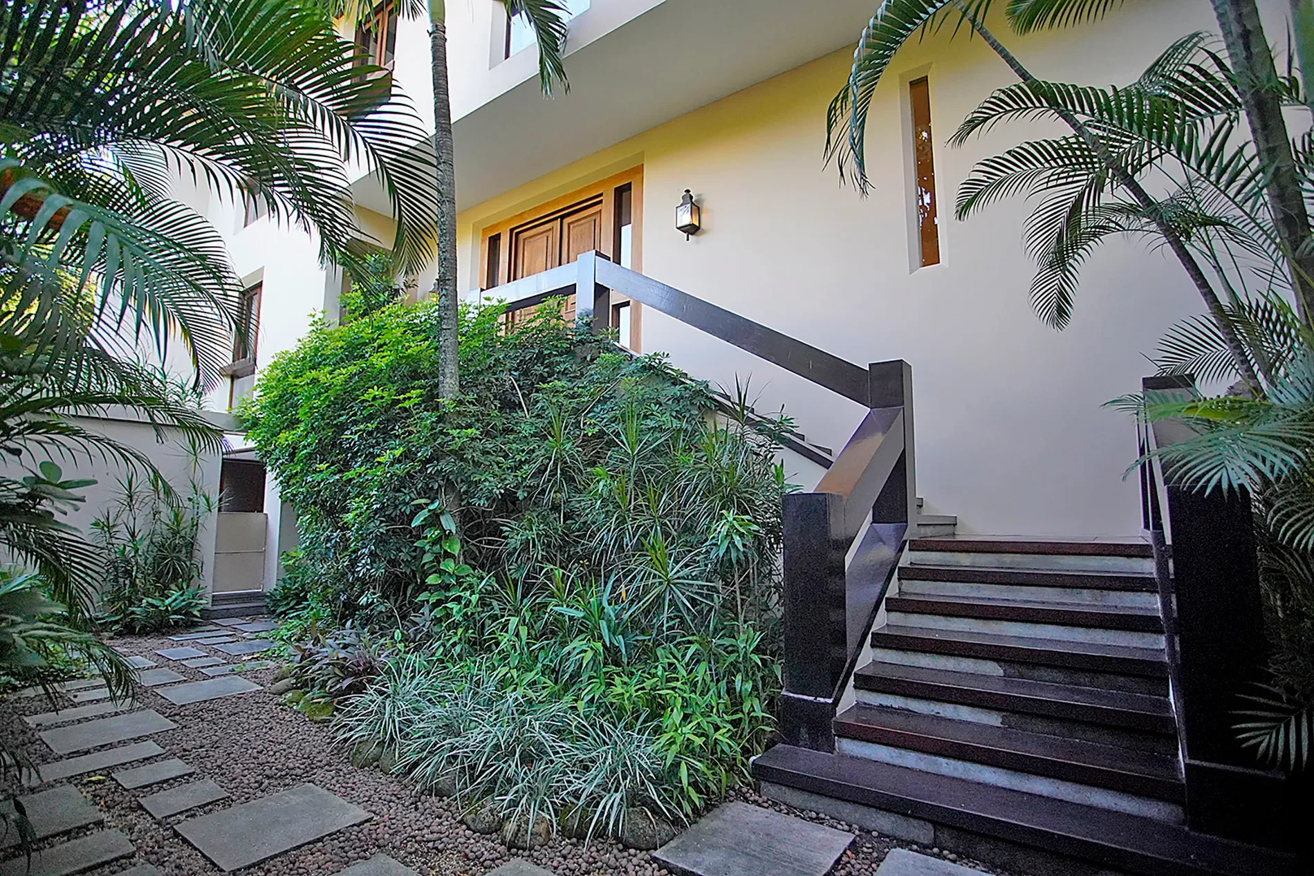 Gallery photo 2