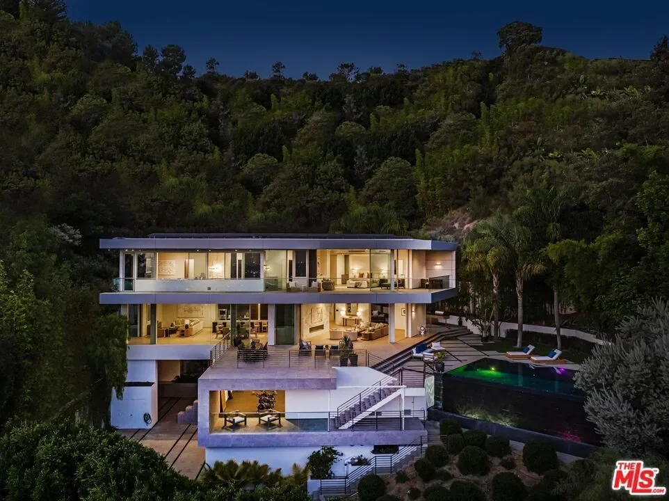1895 Rising Glen Road, Los Angeles, California, United States. - Photo 29