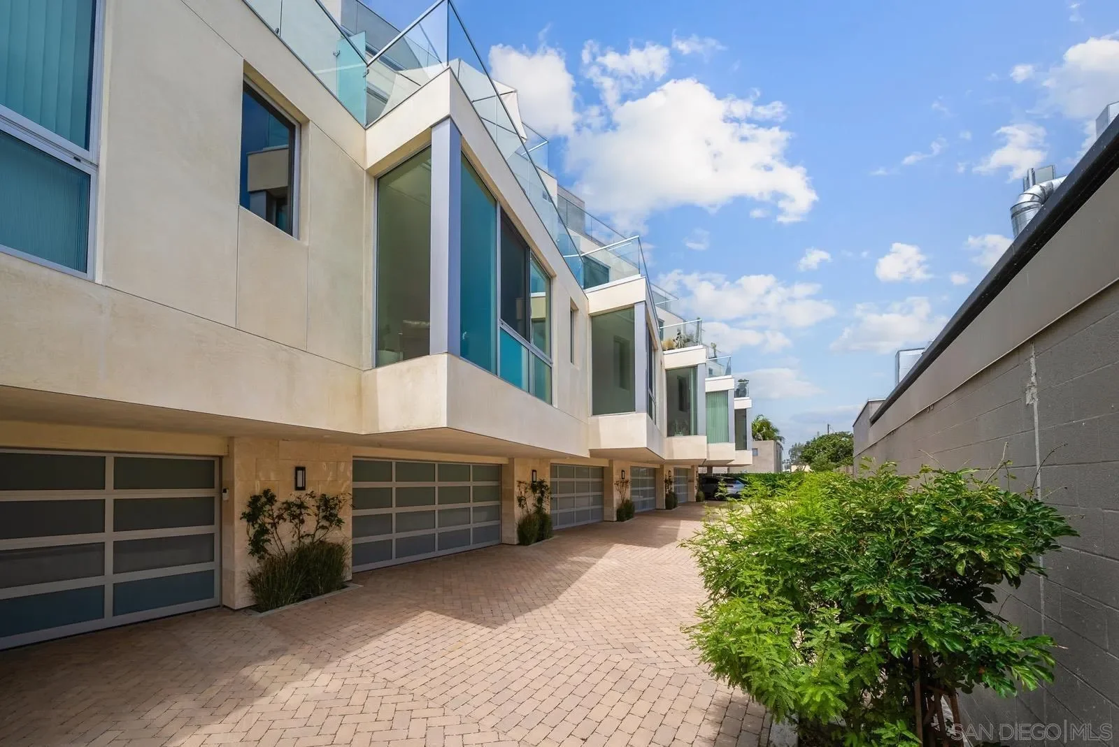 2646 State Street,  Unit D, Carlsbad, California, United States. - Photo 26