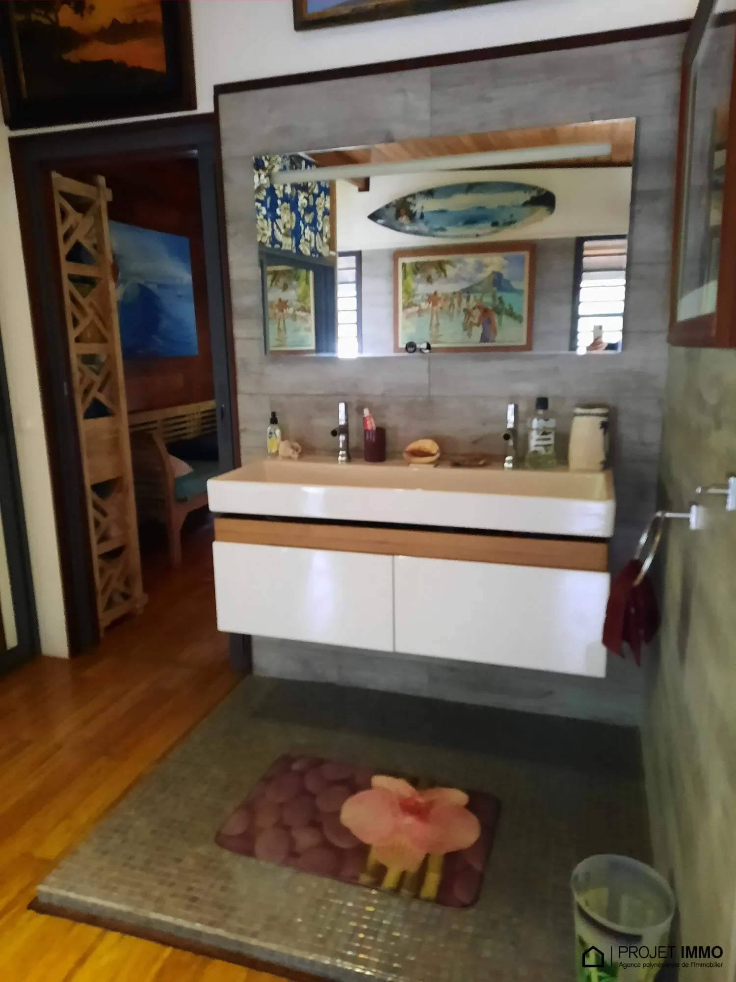 Gallery photo 6