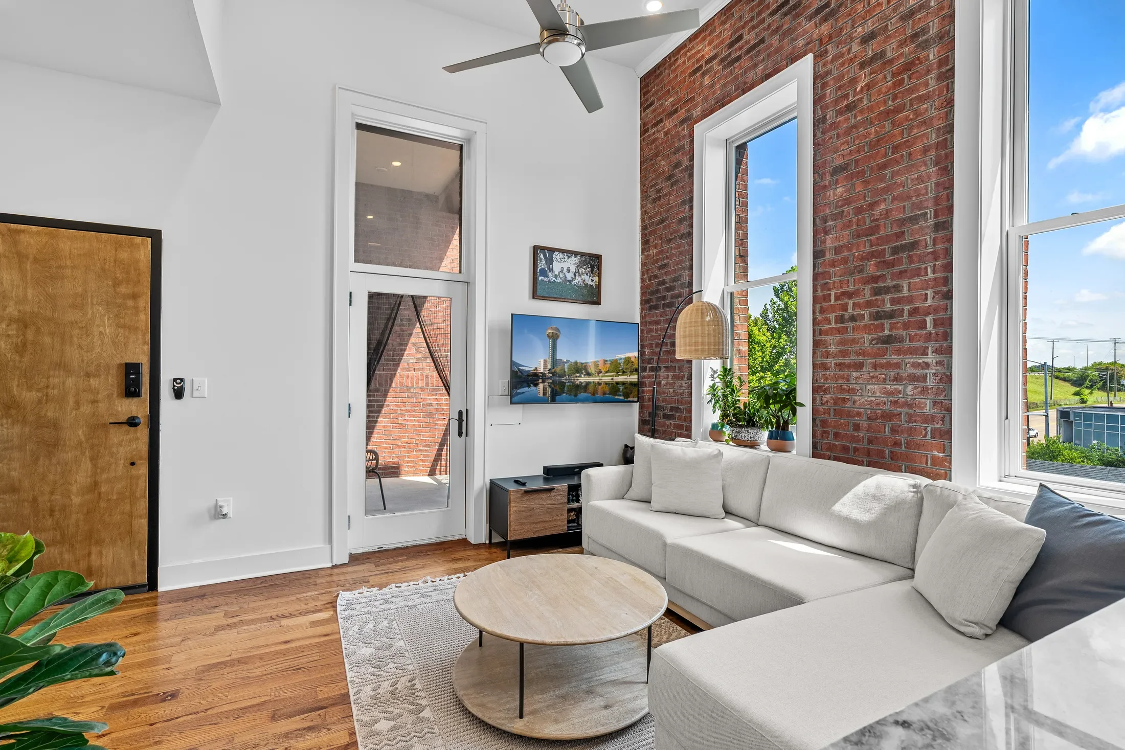 353 Ogden Street #303 , Knoxville, TN 37917, Knoxville, Tennessee, United States. - Photo 16