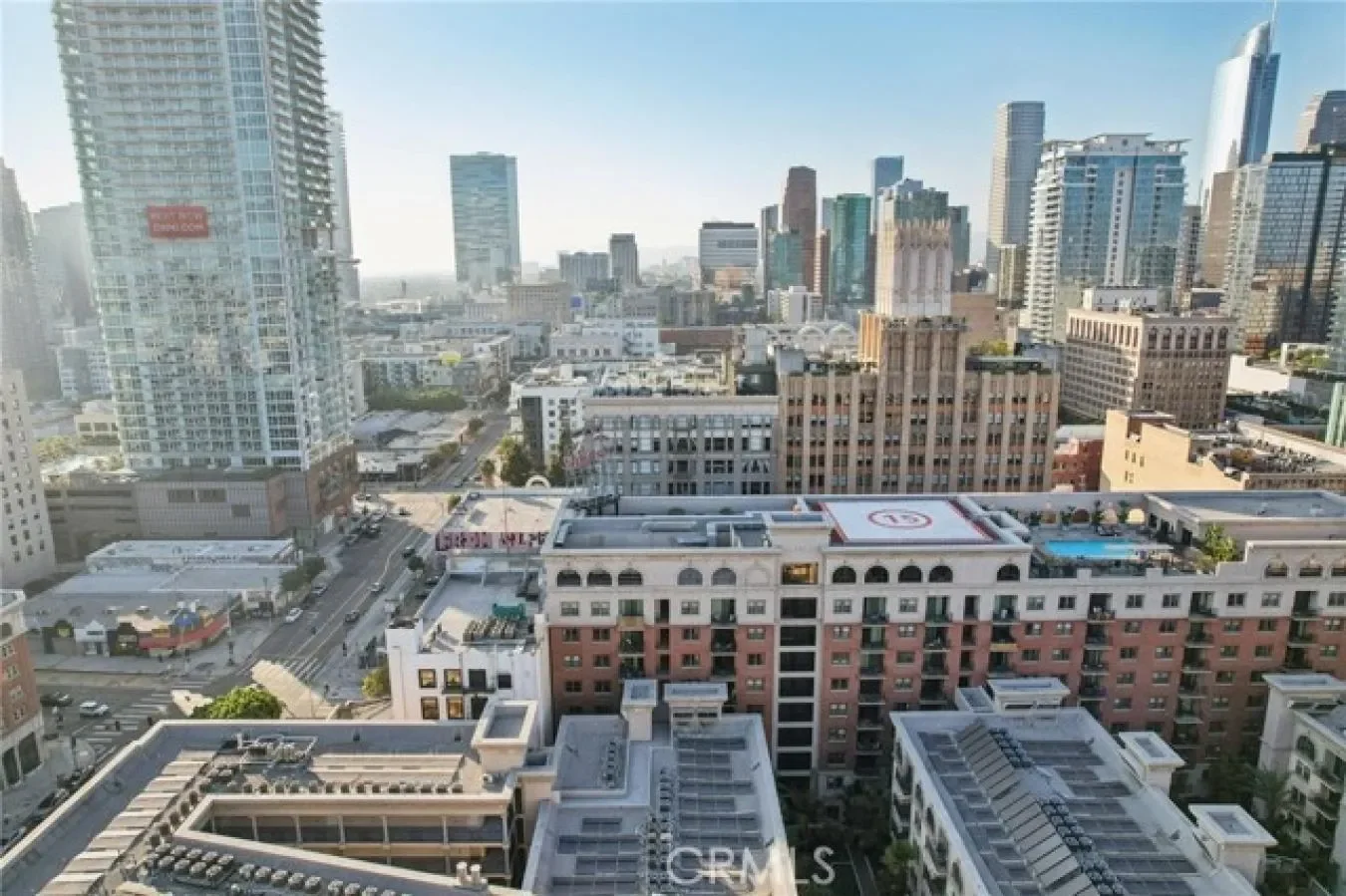 939 Broadway Unit 203, Los Angeles, California, United States. - Photo 14