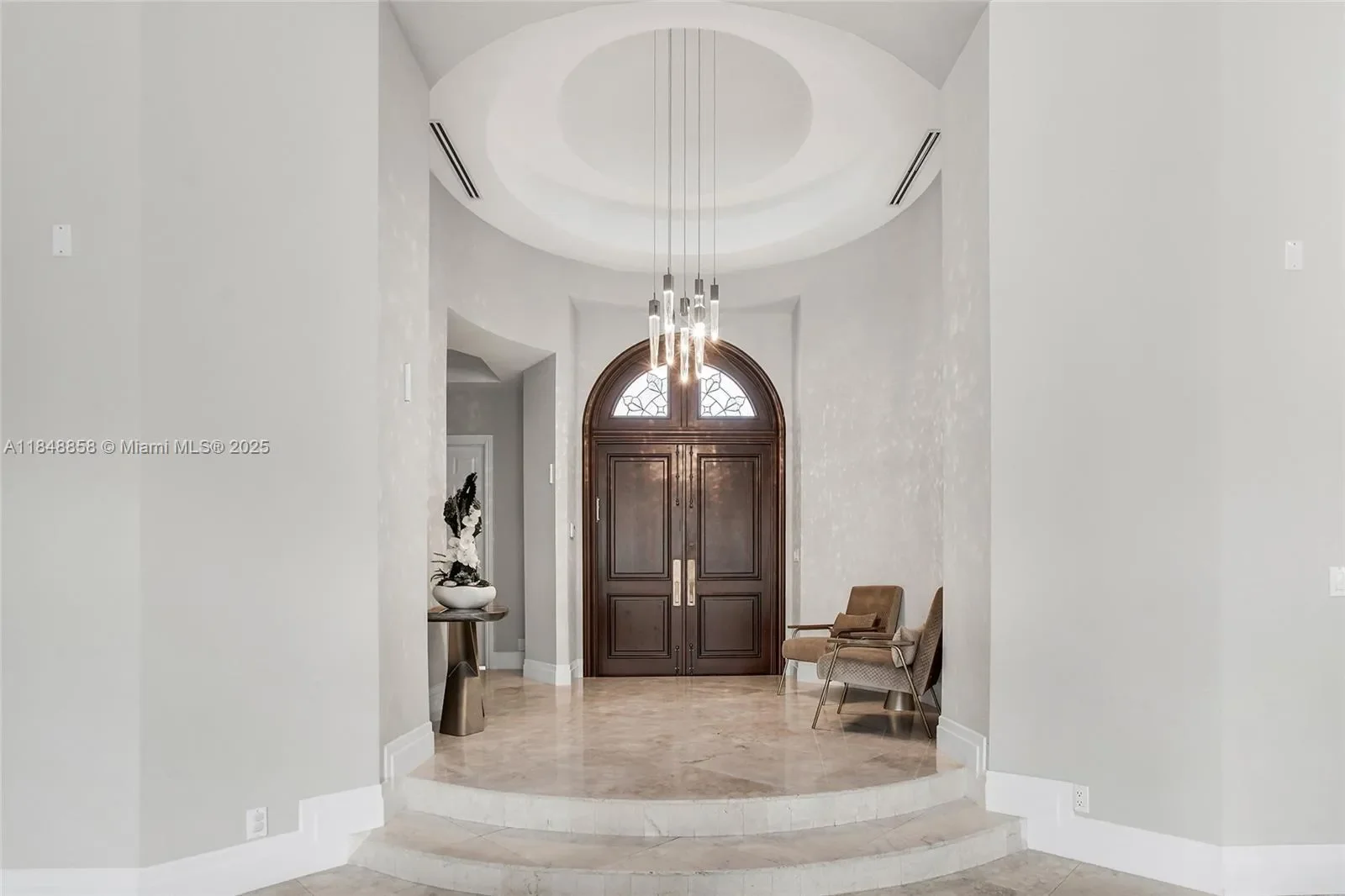 Gallery photo 2