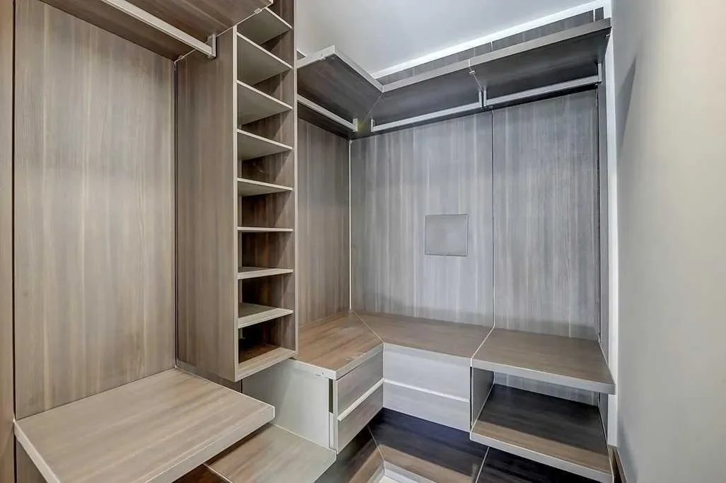 738 1 Avenue SW 301, Calgary, Alberta, Canada. - Photo 17