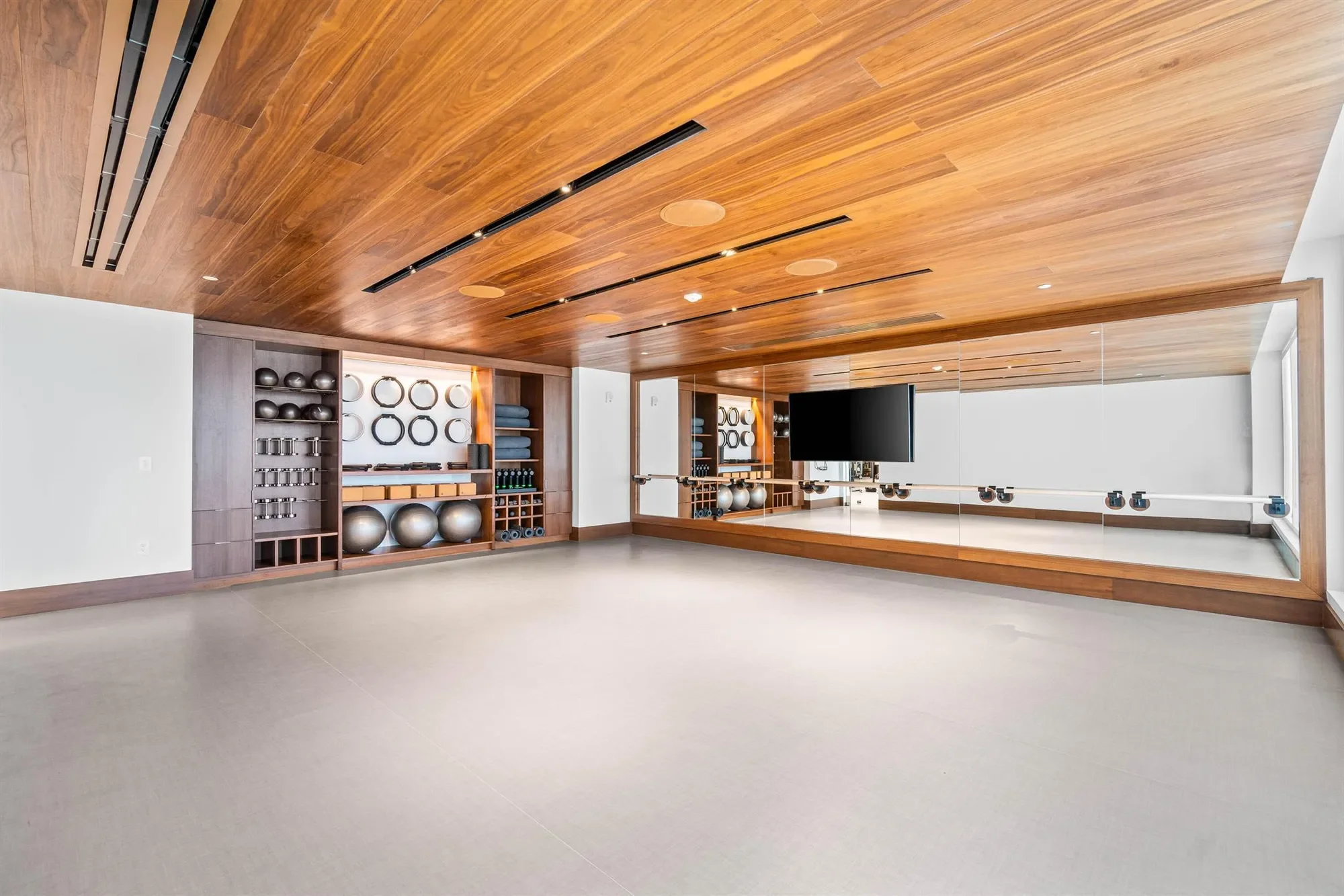 220 SE Mizner Boulevard, Boca Raton, Florida, United States. - Photo 19
