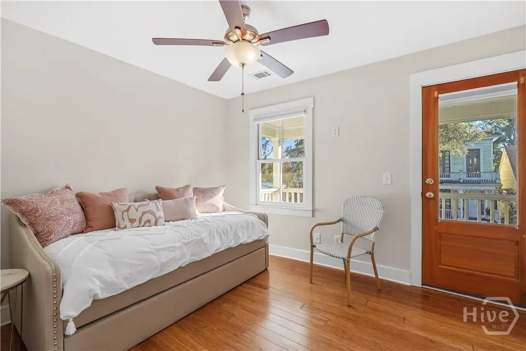 216 W Henry Street, Savannah, Georgia, United States. - Photo 18