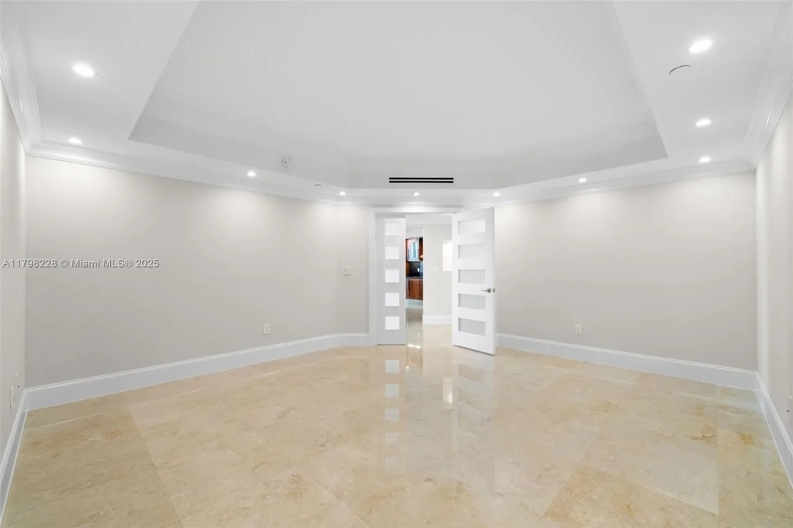 3301 NE 183rd St 1604, Golden Beach, Florida, United States. - Photo 7
