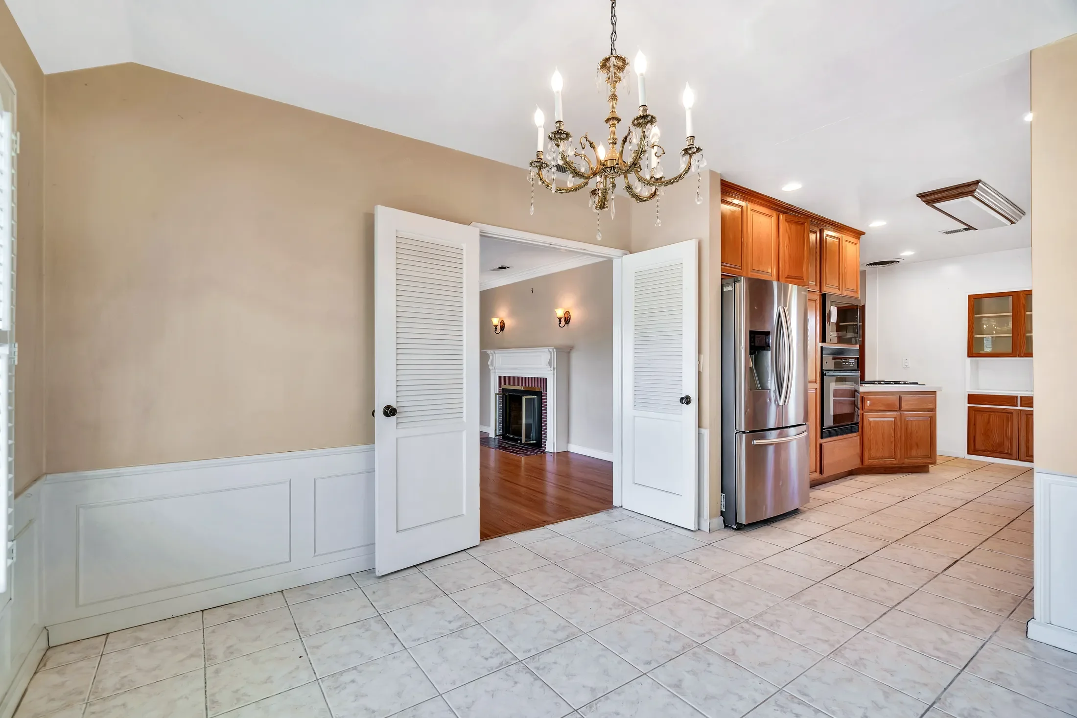 2013 South Palm Avenue , Alhambra, CA 91803, Alhambra, California, United States. - Photo 19