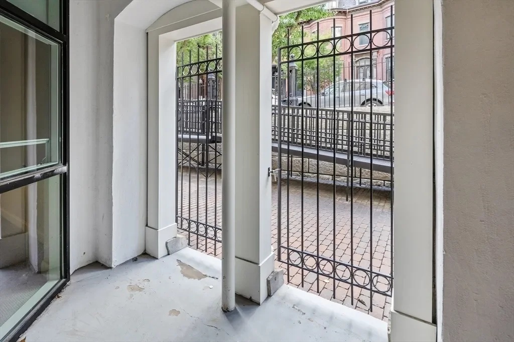 771 Harrison Ave, Boston, Massachusetts, United States. - Photo 10