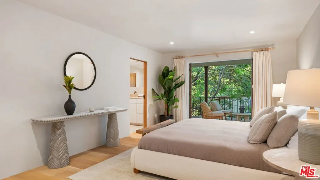 7046 Grasswood Avenue, Malibu, California, United States. - Photo 12
