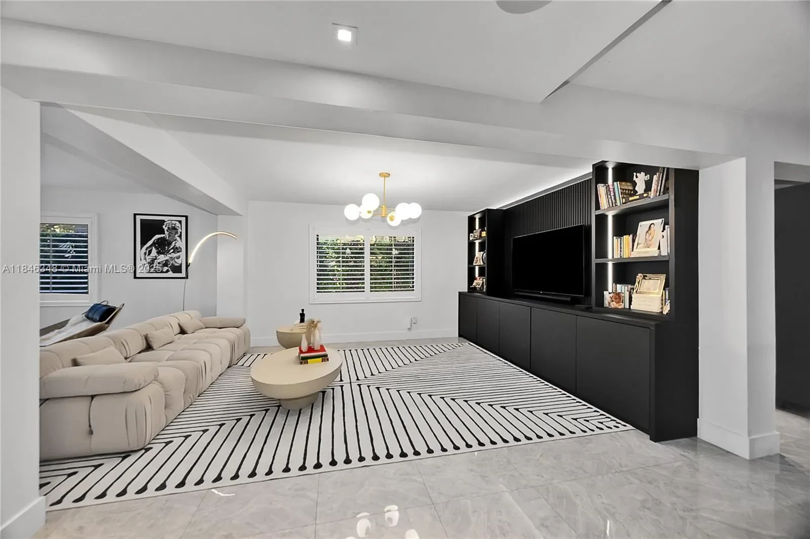 1117 Alberca St, Coral Gables, Florida, United States. - Photo 10