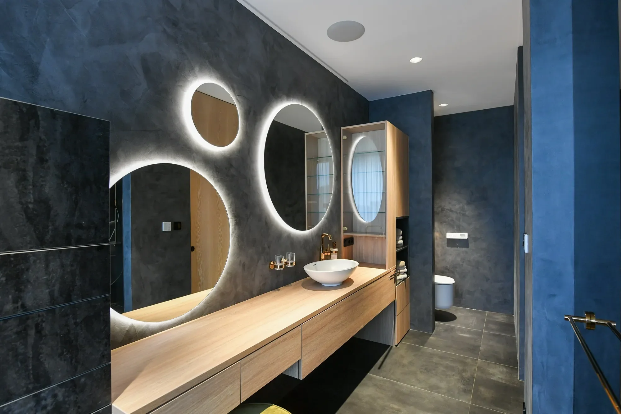 Gallery photo 4