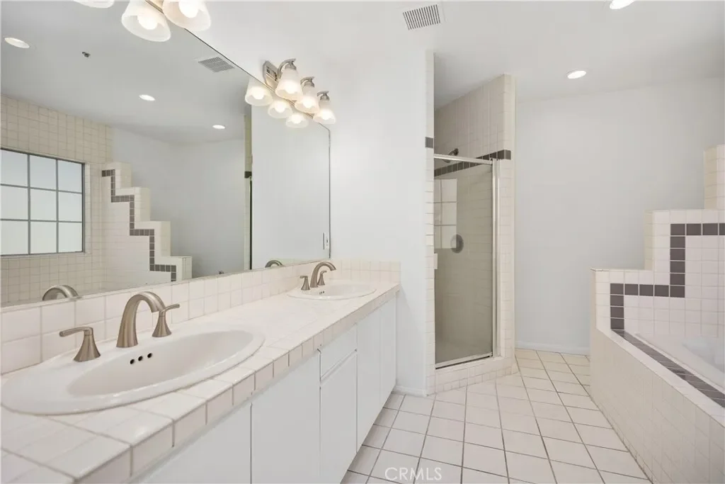 Gallery photo 2