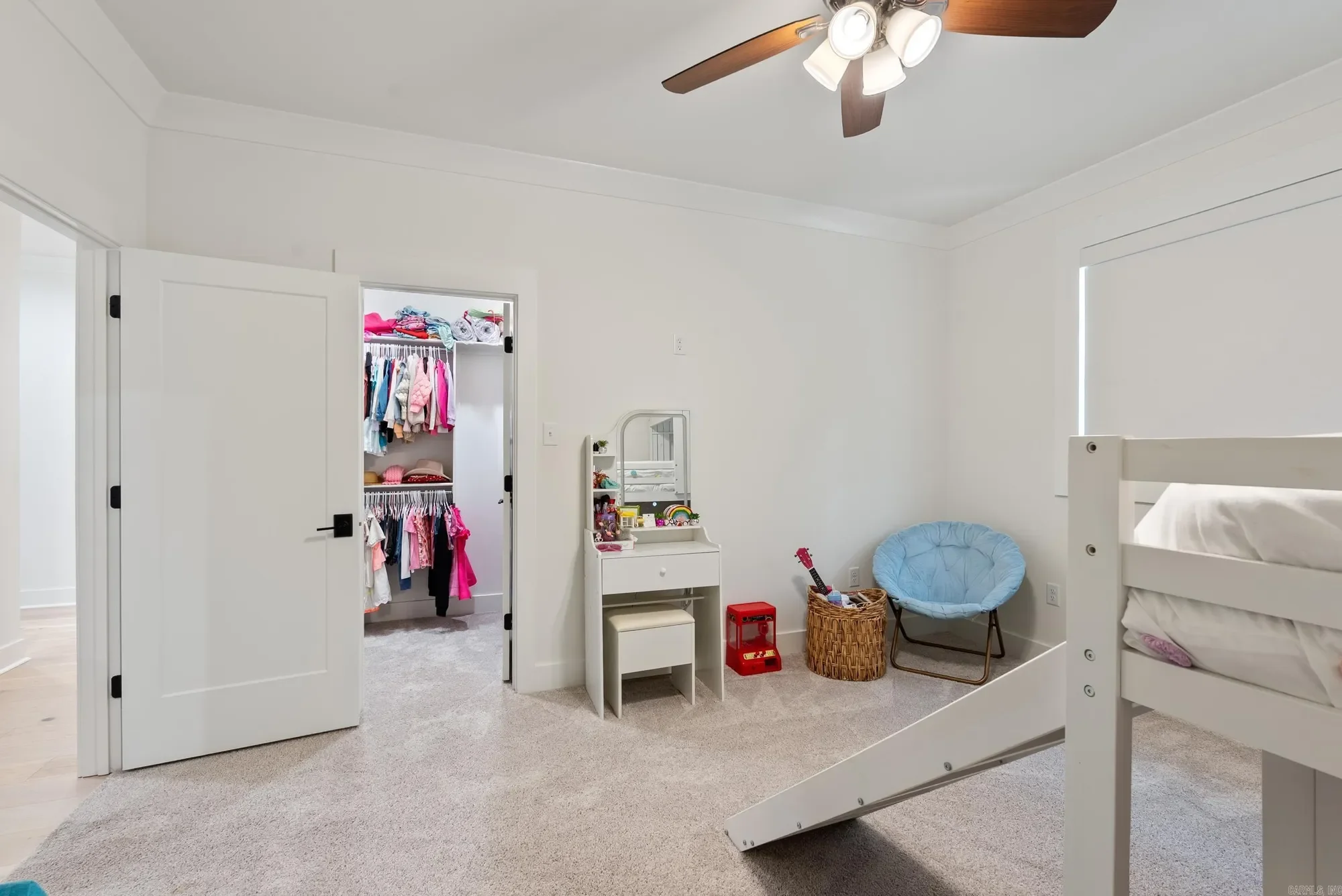 Gallery photo 3