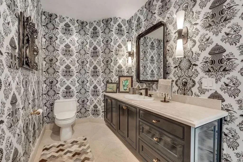 1904 Via Casa Alta, San Diego, California, United States. - Photo 15