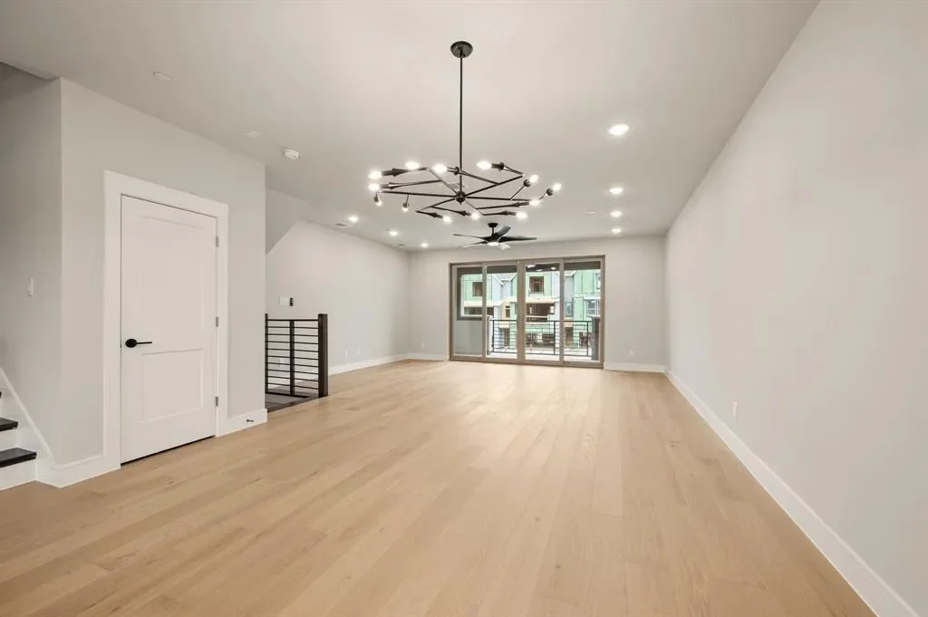 1336 Cherry Hills Lane, Irving, Texas, United States. - Photo 5
