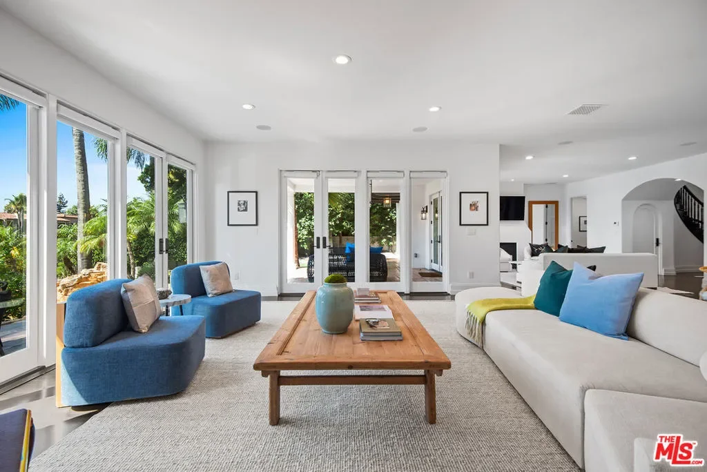 9928 Toluca Lake Avenue, Los Angeles, California, United States. - Photo 30