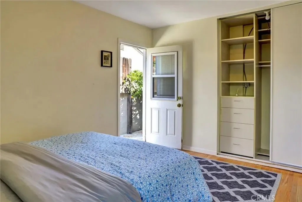 15123 Killion Street, Los Angeles, California, United States. - Photo 11