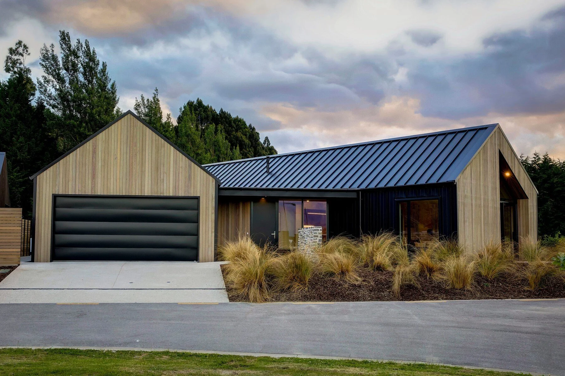 Exterior photo 2