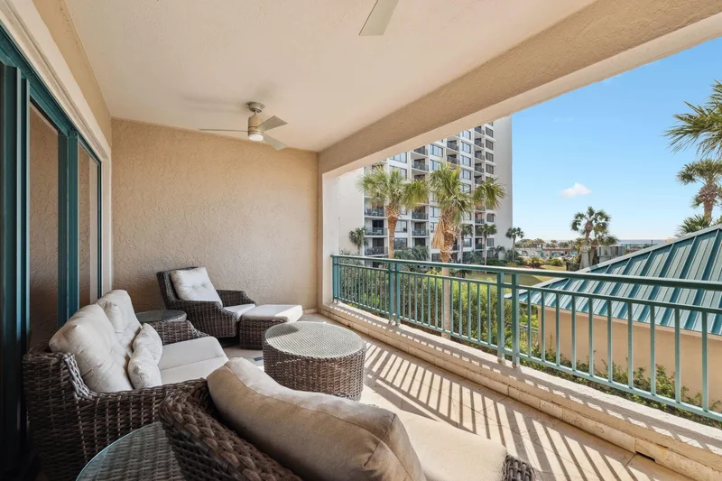 Miramar Beach, Florida, United States. - Photo 24