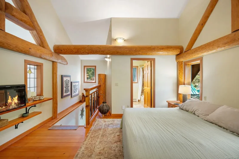900 Spider Lake Rd, Qualicum Beach, British Columbia, Canada. - Photo 42