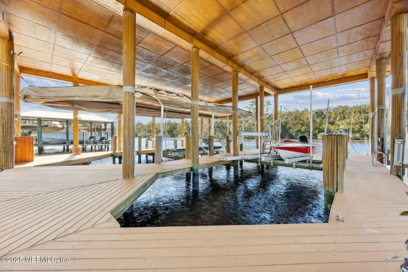 21 N ROSCOE Boulevard, Ponte Vedra Beach, Florida, United States. - Photo 108