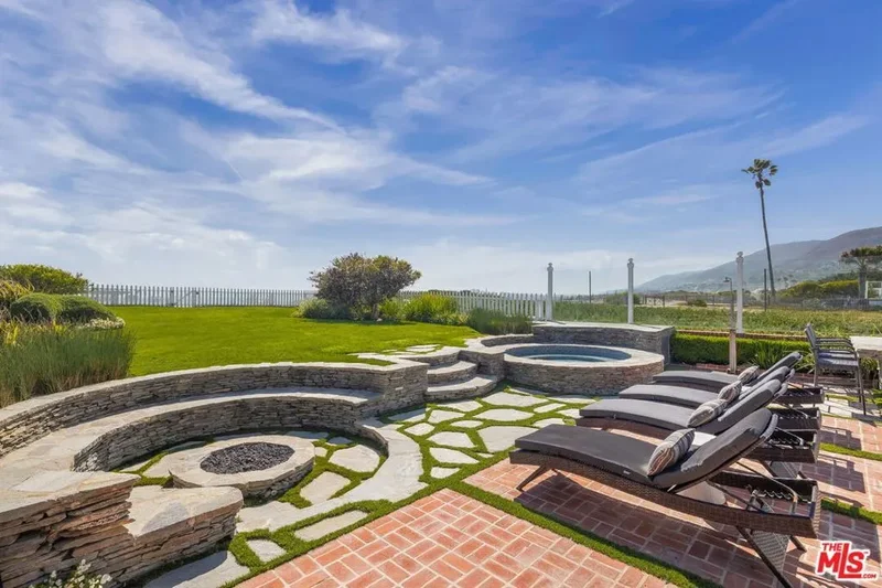 30810 Broad Beach Road, Malibu, California, United States. - Photo 13