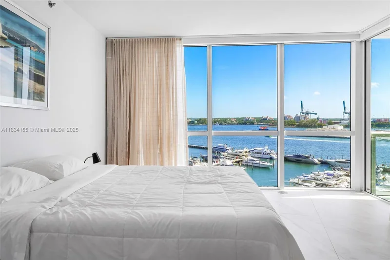 450 Alton Rd 901-902, Miami Beach, Florida, United States. - Photo 62