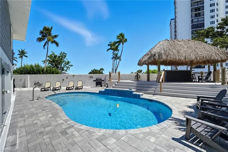 190 Bayview AVE, Fort Myers Beach, Florida, United States. - Photo 23