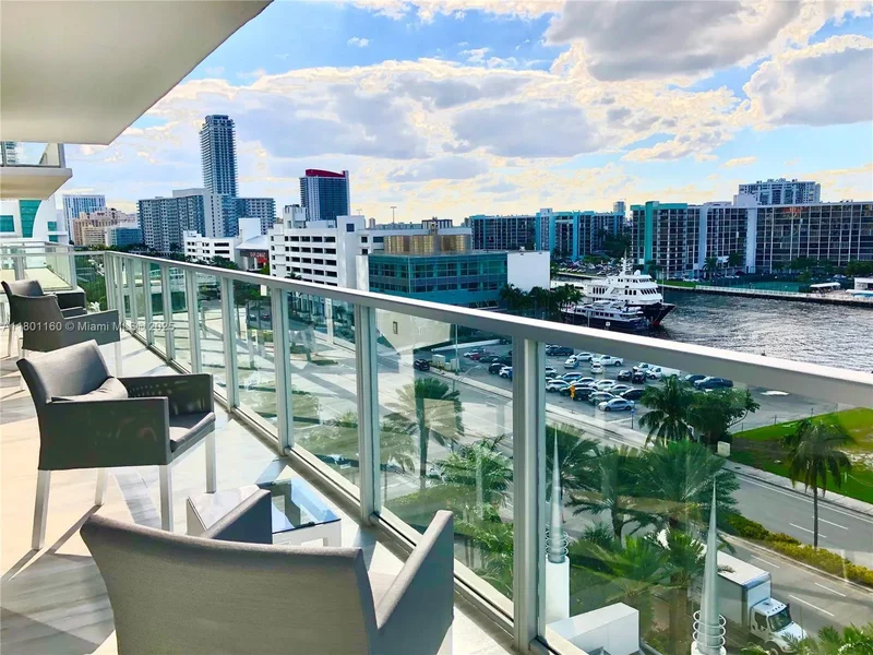 3101 S Ocean Dr 801, Hollywood, Florida, United States. - Photo 15
