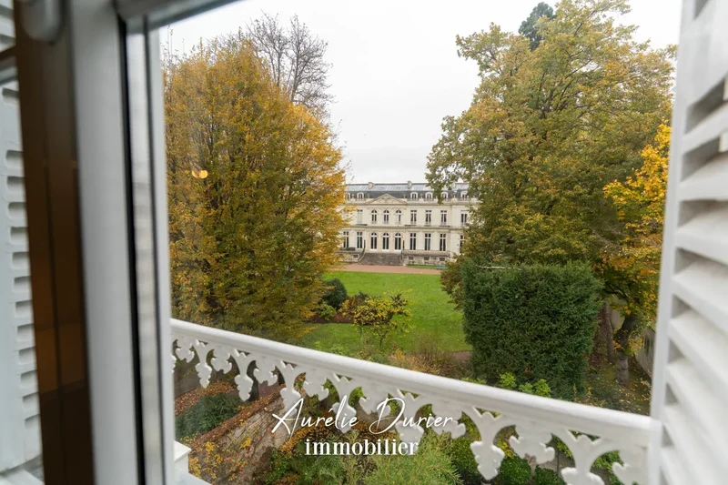 Tours, Centre-Val de Loire, France. - Photo 4