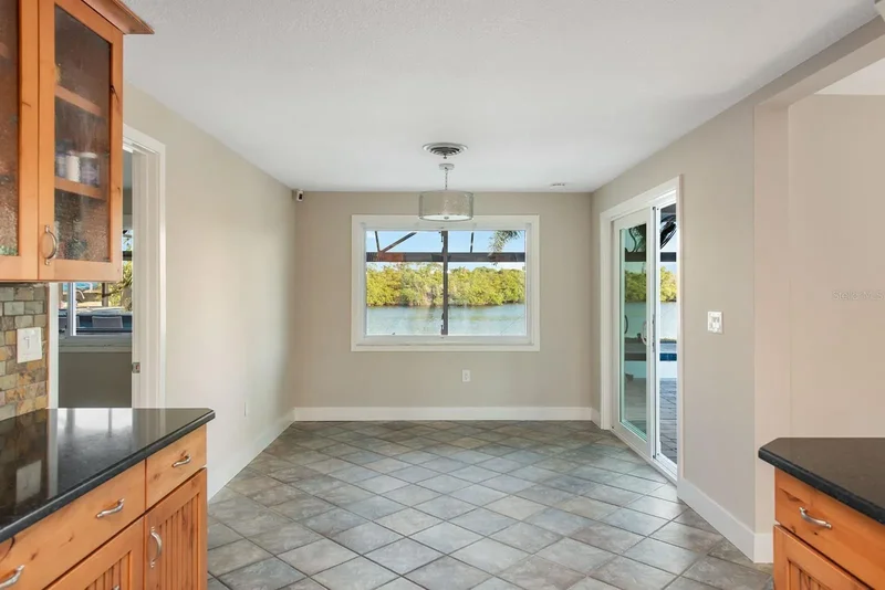 300 E BAY HEIGHTS AVENUE, ENGLEWOOD, FL 34223, ENGLEWOOD, FL, United States. - Photo 18