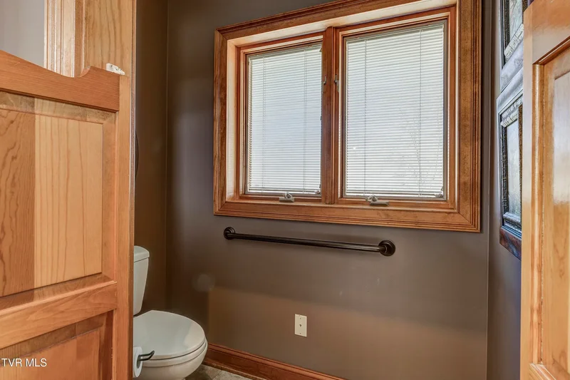 373 Dalewood Road, Johnson City, TN 37601, Elizabethton, Tennessee, United States. - Photo 52