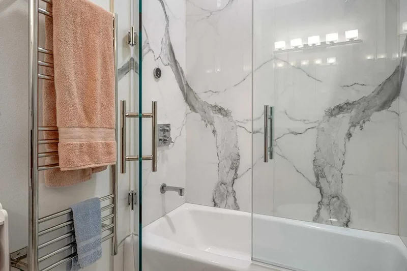 2416 SW CEDAR ST , Portland, OR 97205, Portland, Oregon, United States. - Photo 14