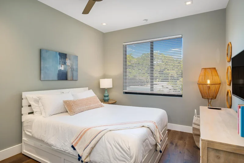 620 SW 12th Ave, Fort Lauderdale, Florida, United States. - Photo 33