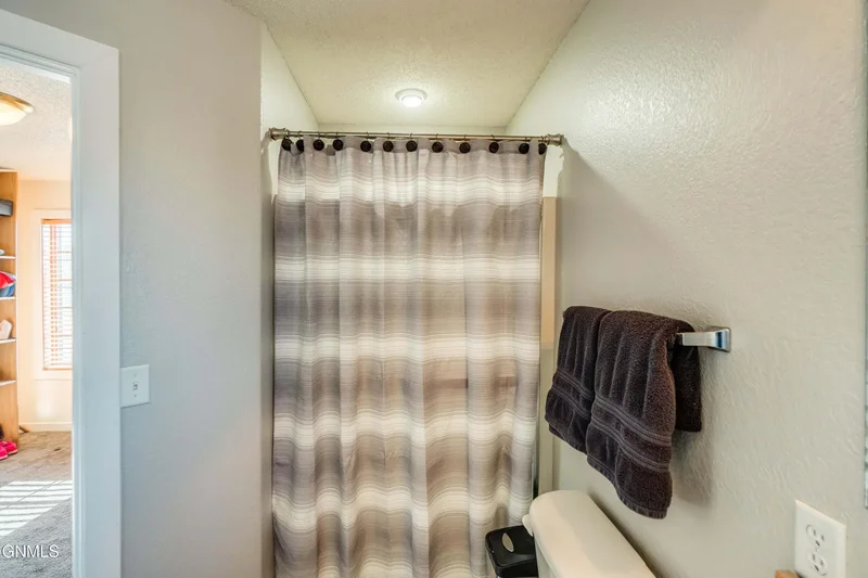 1901 Oregon Drive, Bismarck, ND 58503, Bismarck, North Dakota, United States. - Photo 41