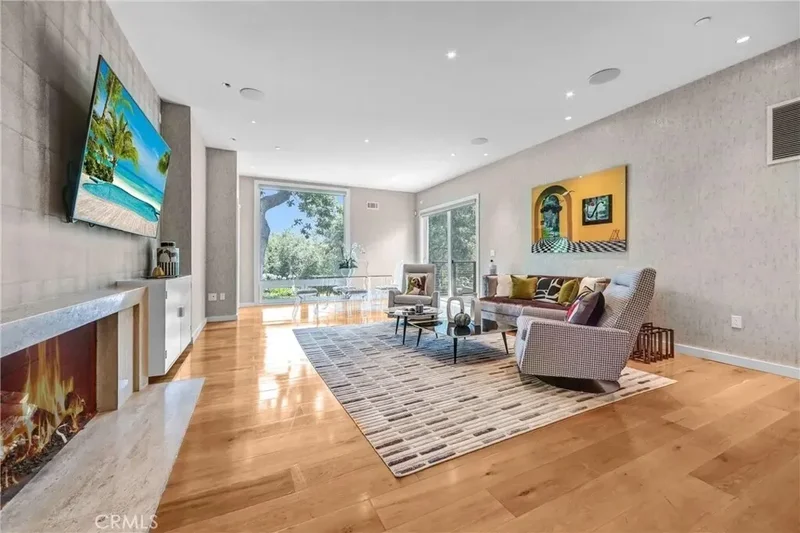 935 Hillcrest Place, Altadena, California, United States. - Photo 29