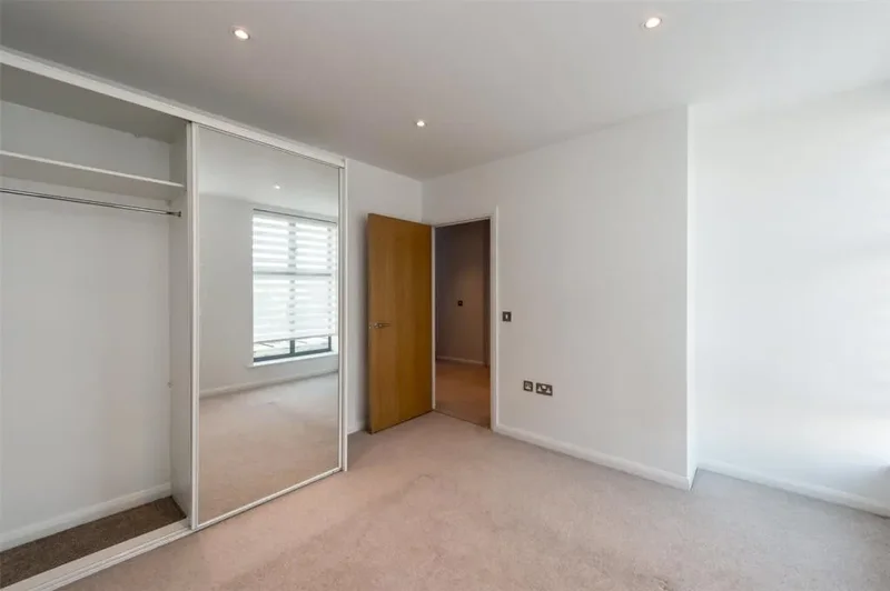 Avonmore Road, London, England, United Kingdom. - Photo 7