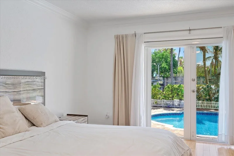 3220 NE 164th st, Golden Beach, Florida, United States. - Photo 8