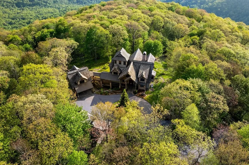 465 Falcon ridge Road, Unit 1516, Sapphire, NC 28774, Cashiers, North Carolina, United States. - Photo 57