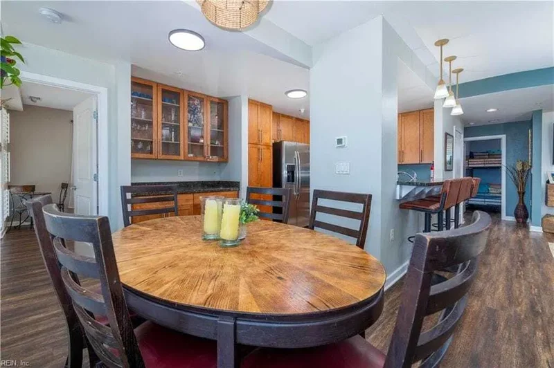 3700 Sandpiper Road, Virginia Beach, Virginia, United States. - Photo 21