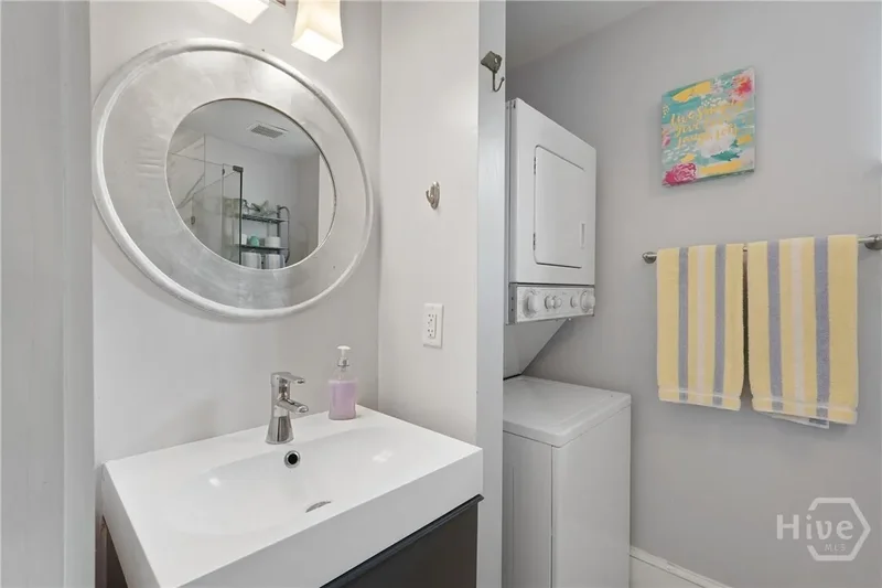 743 E 40th Street, Savannah, Georgia, United States. - Photo 3